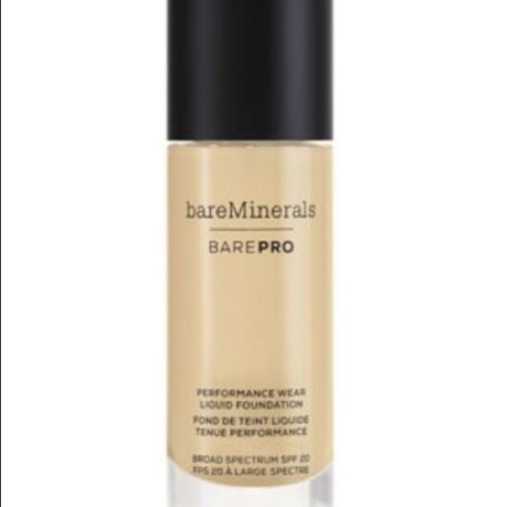 bareMinerals BAREPRO Liquid foundation SPF 20